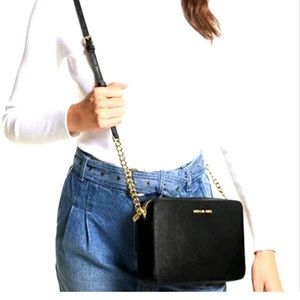 Michael Kors jet set crossbody Purse